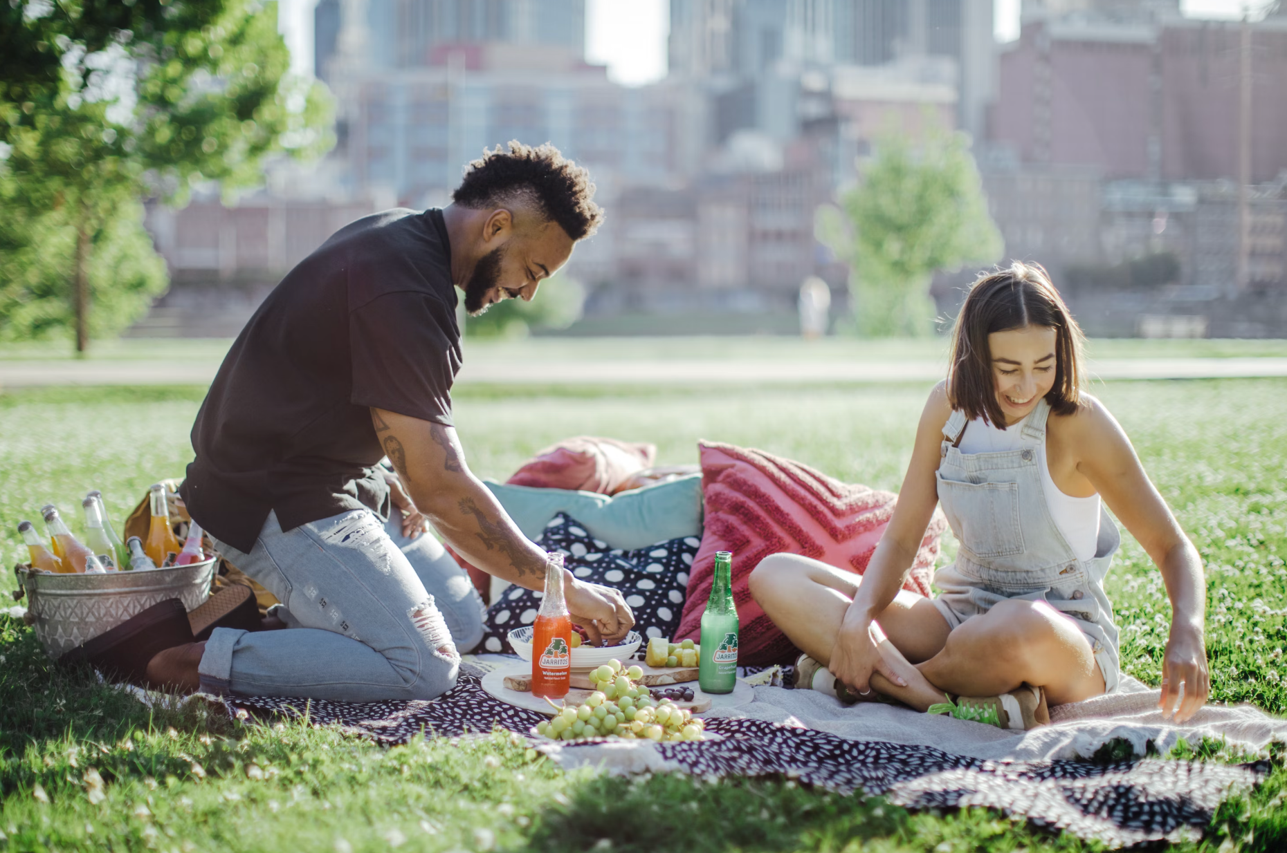 The Ultimate Low-FODMAP Picnic Menu